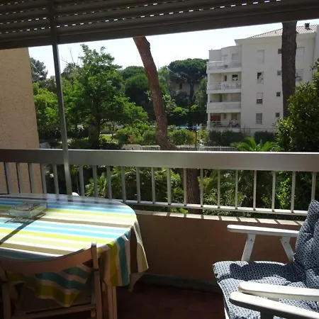 Апартаменты Appartement Hyeres, 2 Pieces, 4 Personnes - Fr-1-335-80 Йер